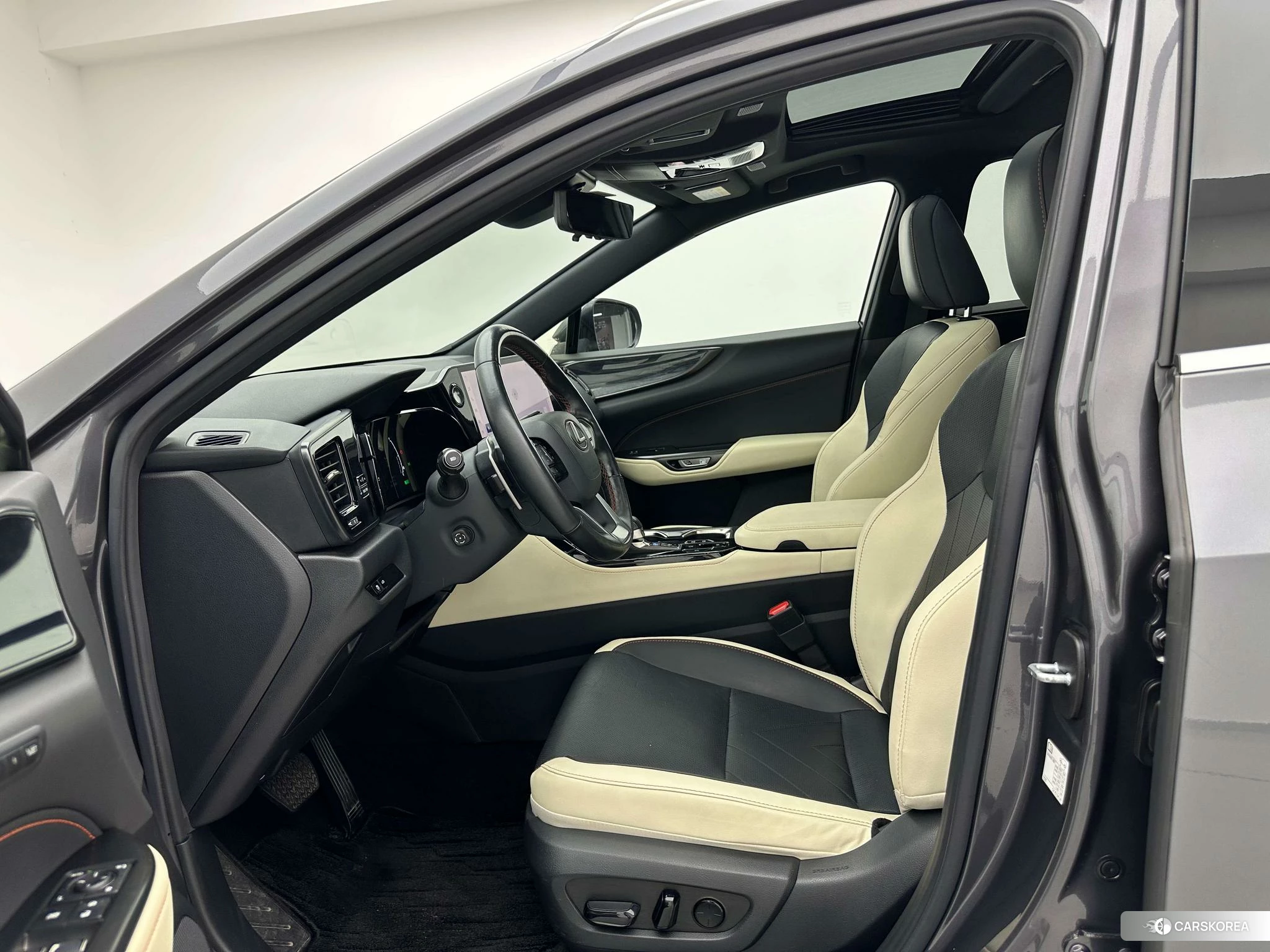Lexus NX PHEV id 4467734 из Китая 12