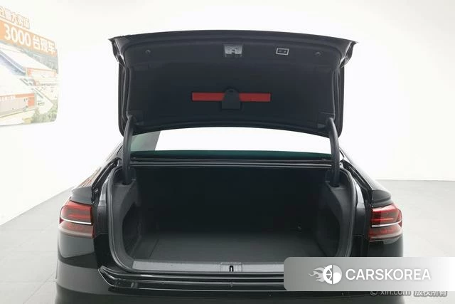 Volkswagen Huiang id 4321125 из Китая 12