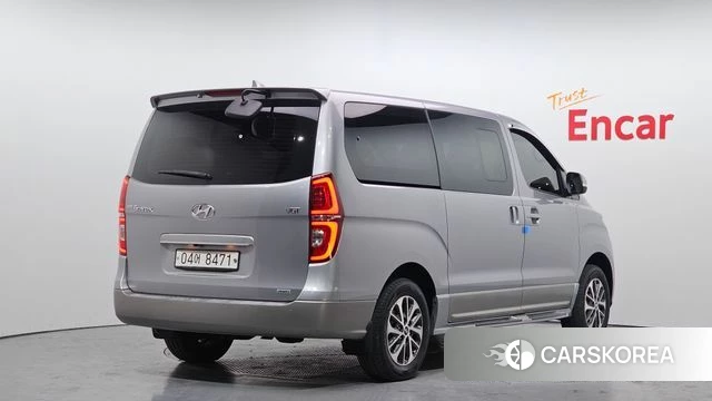 Hyundai The New Grand Starex id 3828844 из Кореи 12