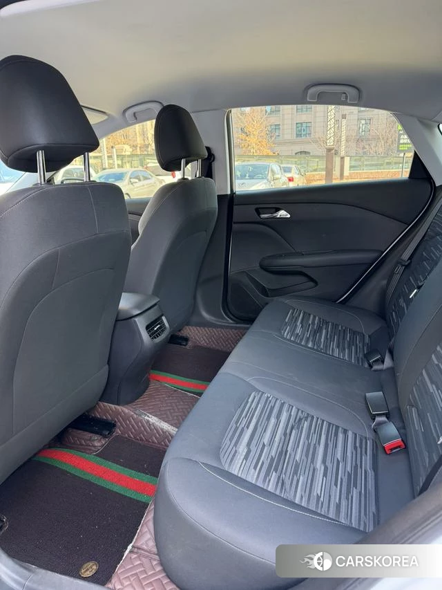 Chevrolet Cruze 2023 Белый из Китая, фото 2