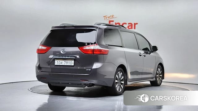 Toyota Sienna id 3942884 из Кореи 12