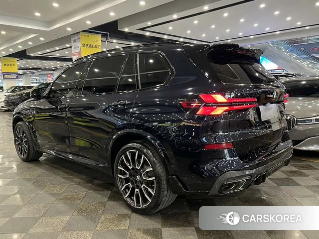 BMW X5 2025 Черный из Китая, фото 2