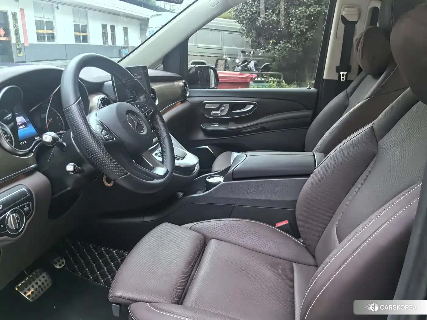 Mercedes-Benz V-Class 2024 Черный из Китая, фото 6