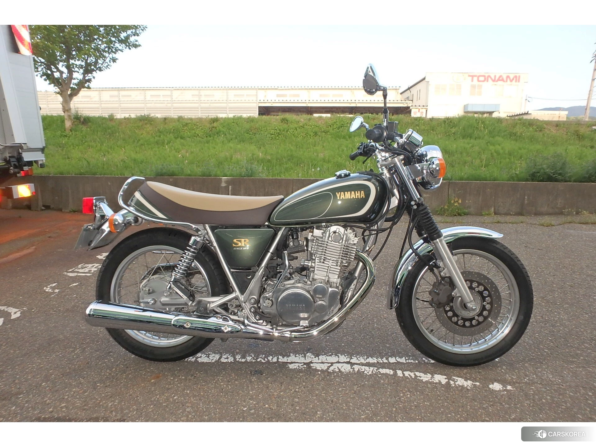 Проданный Yamaha SR 400 id 4236911 из Японии, фото 10