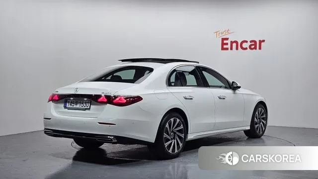 Mercedes-Benz E-Class W214 id 3628962 из Кореи 12