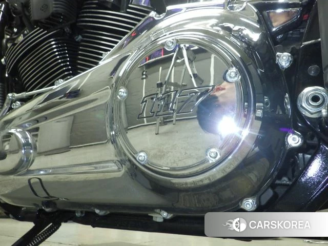 Engine photo