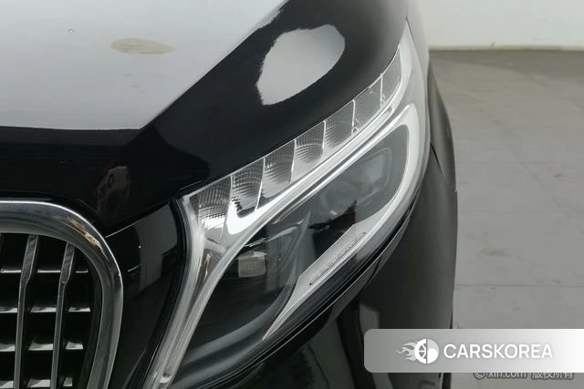 Mercedes-Benz V-class id 4272886 из Китая 12