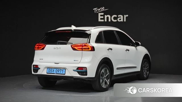 Kia Niro EV id 3860081 из Кореи 12