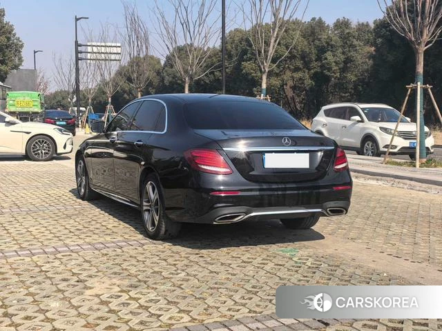 Mercedes-Benz E-class 2018 Черный из Китая, фото 2