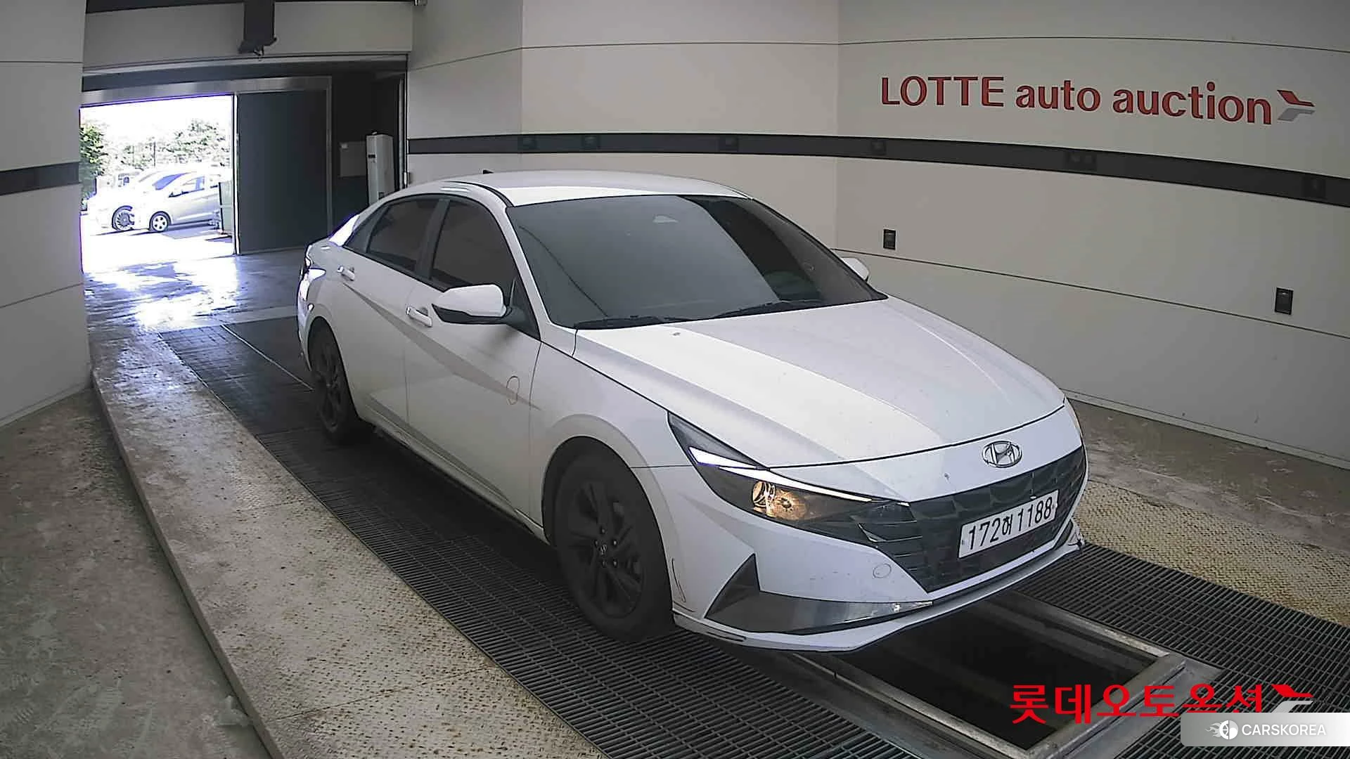 Hyundai Avante Hybrid id 4679332 из Кореи 12