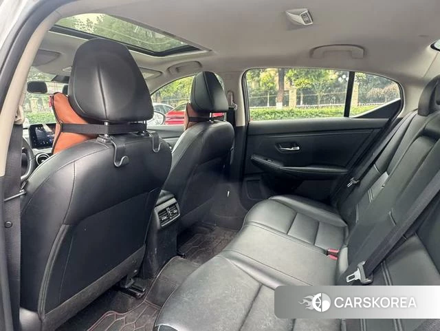 Nissan Xuan Yi 2022 Темно-серый из Китая, фото 2