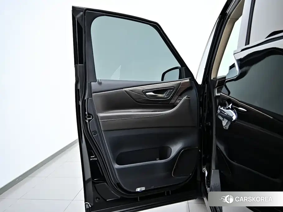 Toyota Vellfire id 4644392 из Китая 12