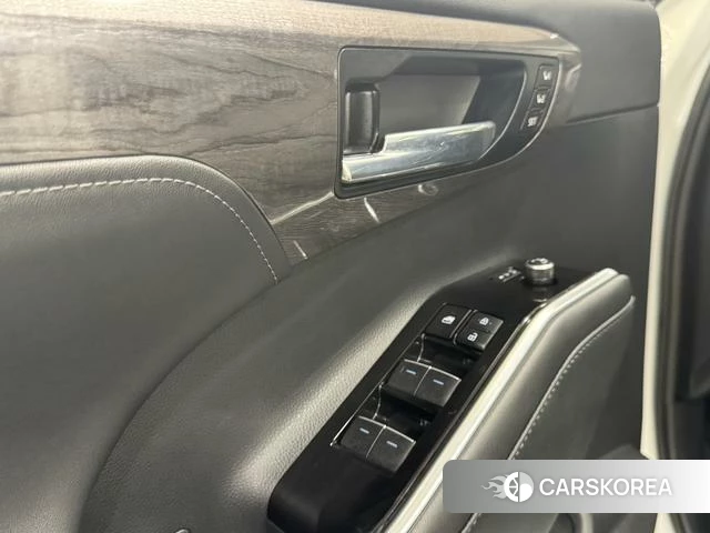 Toyota Crown Lufang id 4328799 из Китая 12