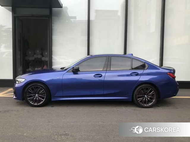 BMW 3 series 2021 Синий из Китая, фото 2