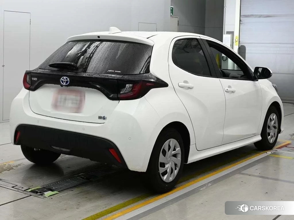 Toyota Yaris 2023 из Японии, фото 2