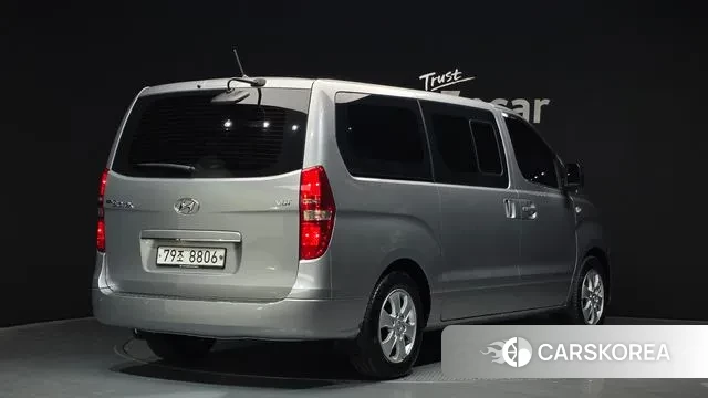 Hyundai The New Grand Starex id 3403289 из Кореи 12