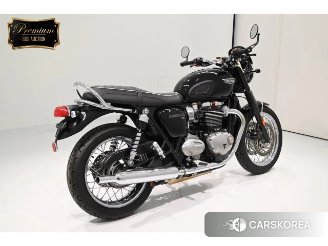 Проданный Triumph BONNEVILLE T120 2016 из Японии, фото 2
