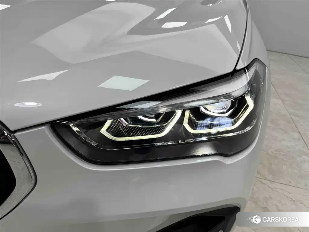 BMW X1 id 4617063 из Китая 12