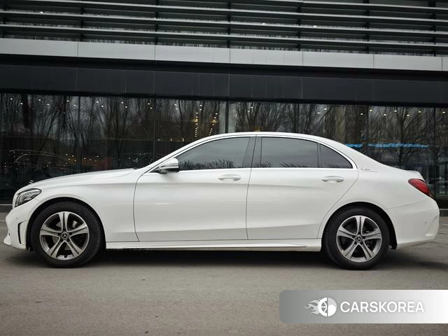 Mercedes-Benz Class C id 4027636 из Китая 12
