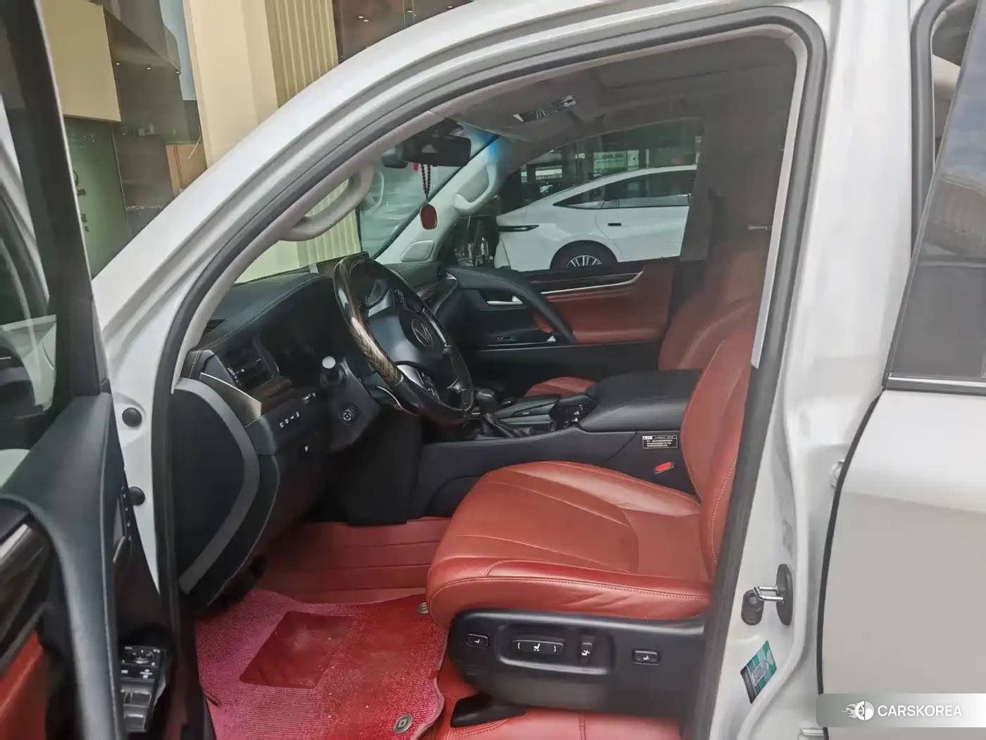 Lexus LX 2020 Белый из Китая, фото 2