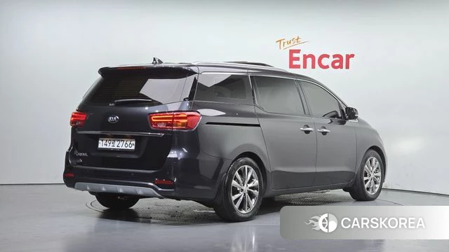 Kia The New Carnival id 4490453 из Кореи 12