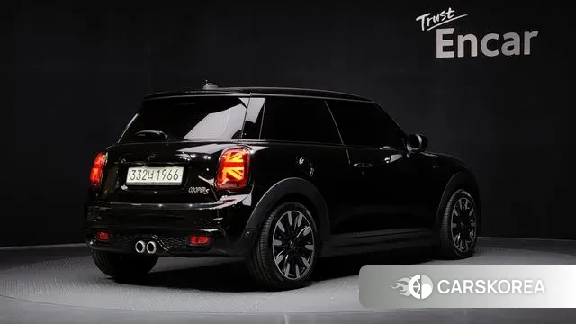 Mini Cooper S id 3302426 из Кореи 12