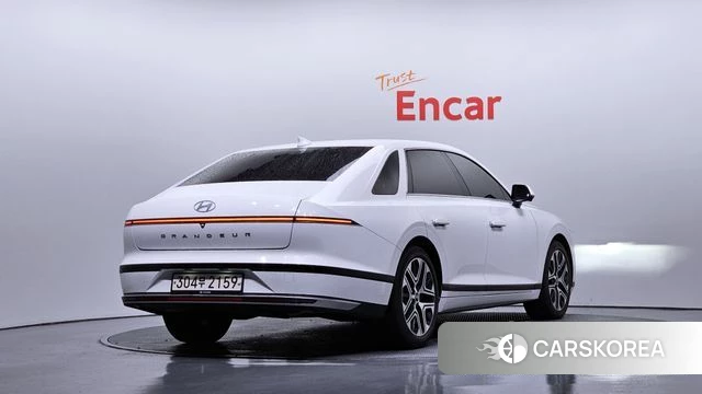 Hyundai Grandeur (GN7) id 3909939 из Кореи 12