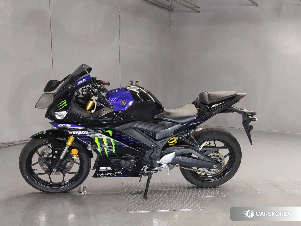 Проданный Yamaha YZF-R3 2020 из Японии