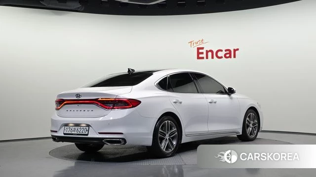 Hyundai Grandeur IG id 4937821 из Кореи 12
