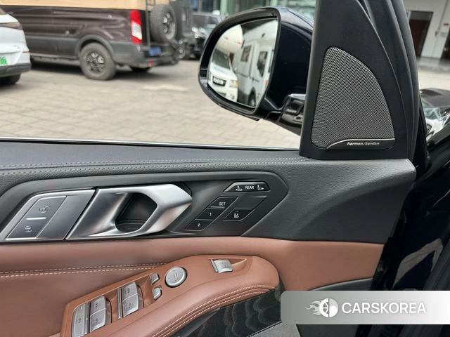 BMW X7 id 4217518 из Китая 12