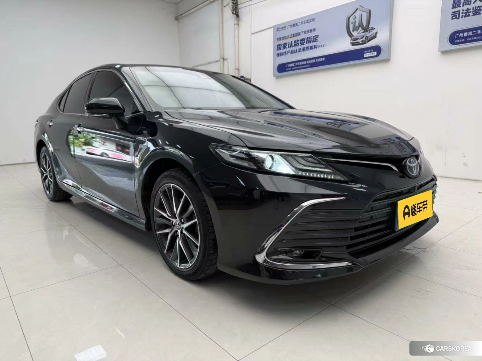 Toyota Camry 2021 Черный из Китая, фото 2