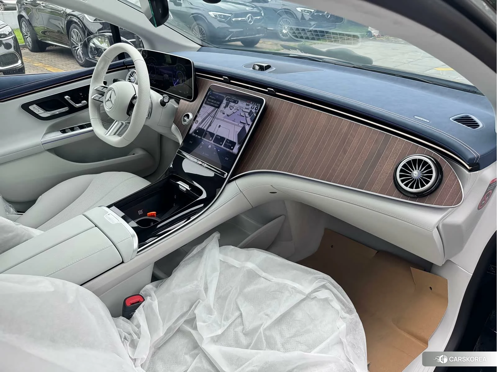 Mercedes-Benz EQE id 4510345 из Китая 10