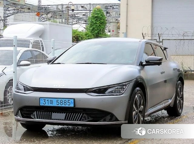 Kia EV6 2022 Серый из Кореи, фото 2