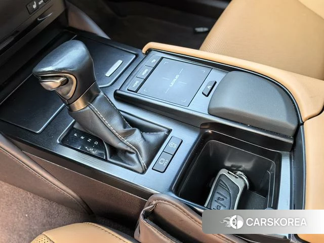 Lexus ES id 4261570 из Китая 11