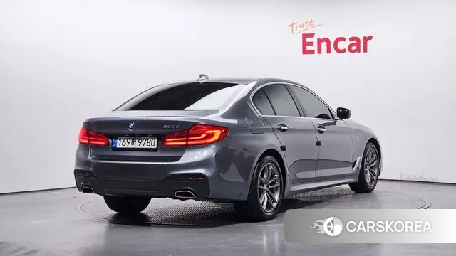 BMW 5 Series (G30) id 3024731 из Кореи 12