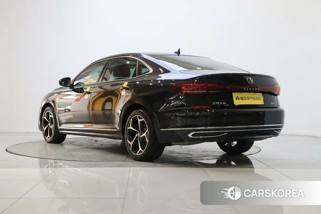 Volkswagen Passat id 3927068 из Китая 12