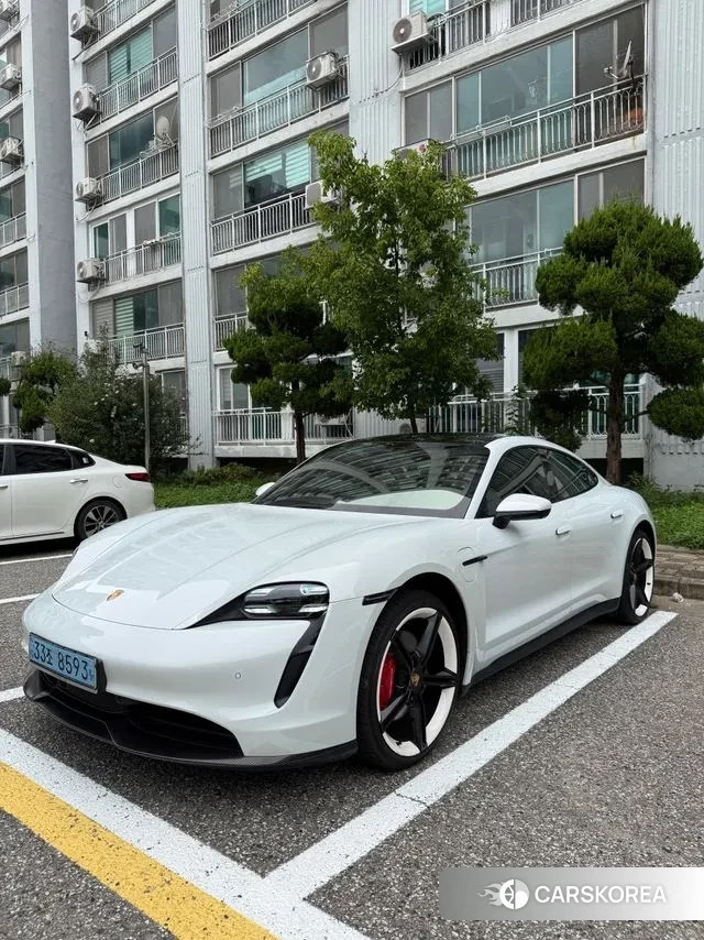 Porsche Taycan 2021 Белый из Кореи, фото 4