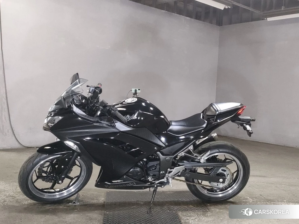 Проданный Kawasaki NINJA 250 2014 из Японии, фото 2