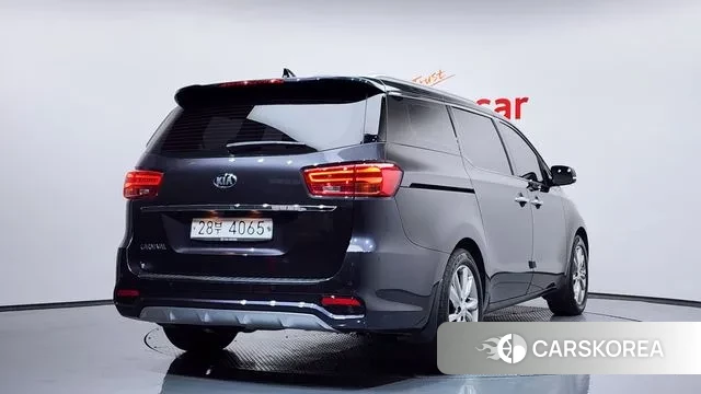 Kia The New Carnival id 3363120 из Кореи 12