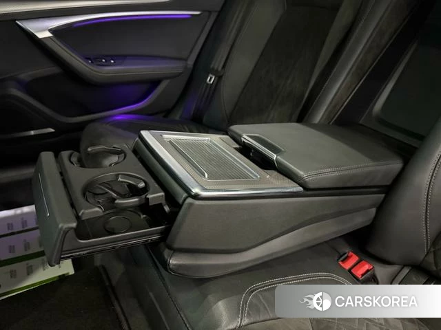 Audi A6L id 4399764 из Китая 12