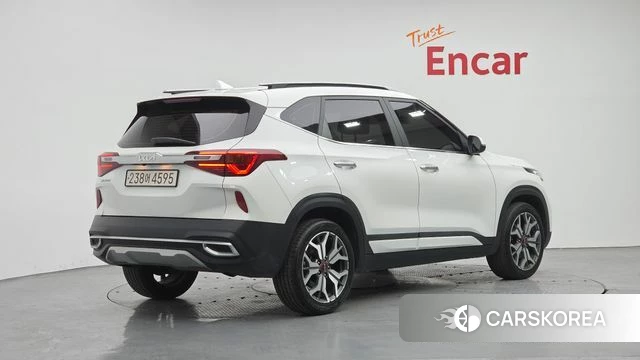 Kia Seltos id 4244327 из Кореи 12