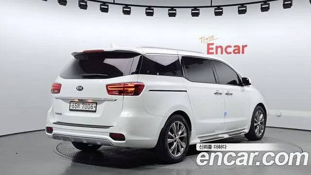 Kia The New Carnival id 2802965 из Кореи 12