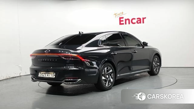 Hyundai The New Grandeur IG Hybrid id 4324925 из Кореи 12