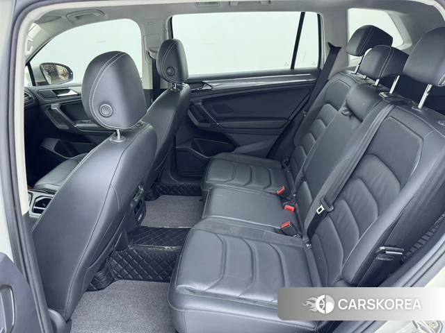 Volkswagen Tiguan L id 4298010 из Китая 12