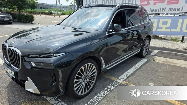 BMW X7 (G07) 2023 Черный из Кореи, фото 4