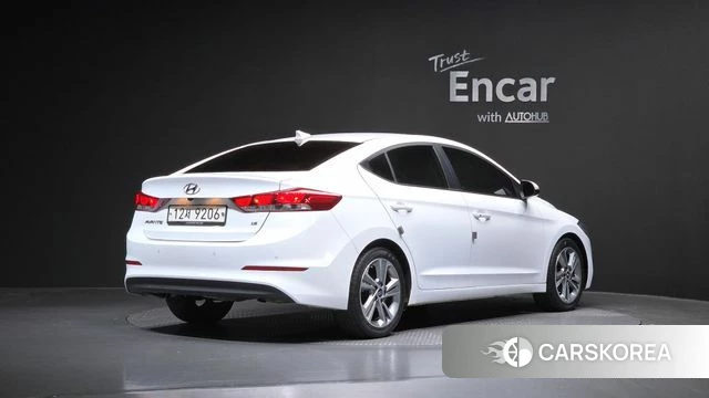 Hyundai Avante AD id 3911981 из Кореи 12