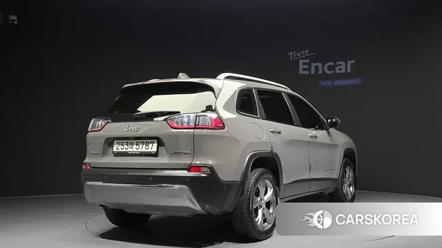 Jeep Cherokee (KL) id 3258342 из Кореи 12