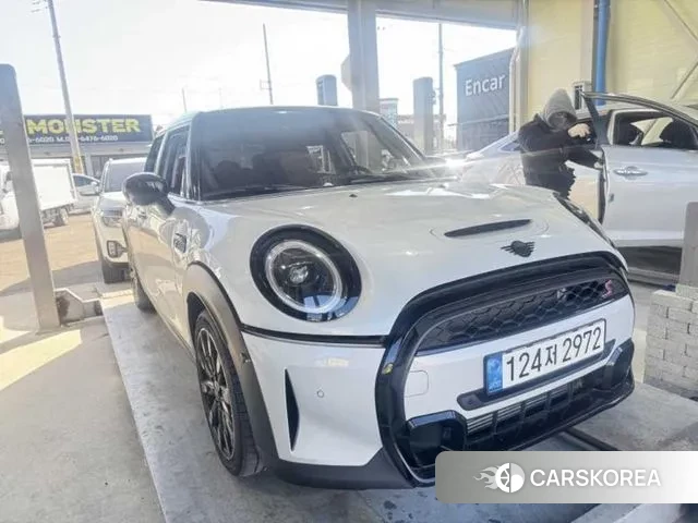 Mini Cooper S 2022 Белый из Кореи, фото 2