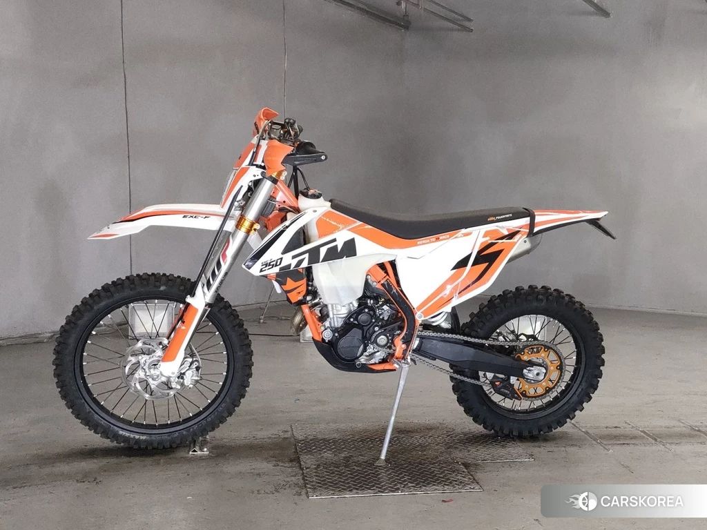 Проданный KTM 250EXC-F SIXDAYS 2018 из Японии, фото 2