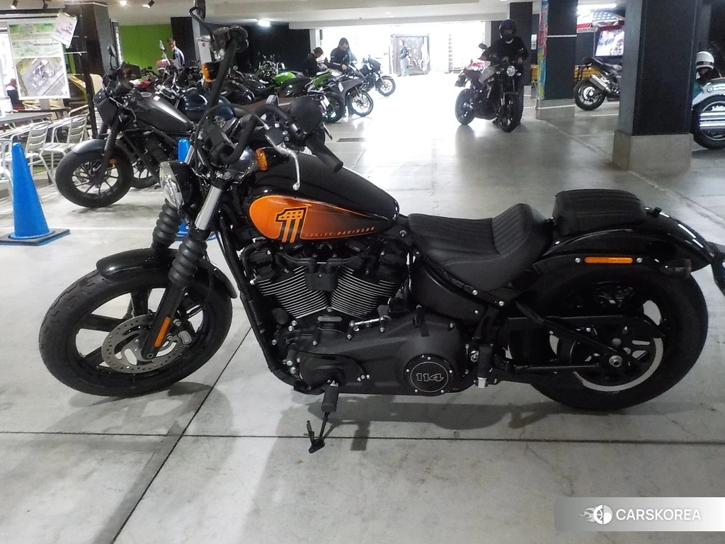 Проданный Harley-Davidson Softail Street Bob FXBBS1870 2023 из Японии, фото 2